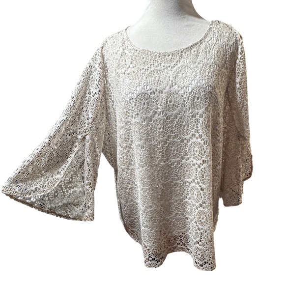 Unbranded Tops - Unbranded Crochet Lace Blouse Women One Size Cream Boho Bell Sleeve Tunic Top